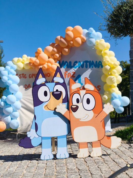 DECORAÇÃO DE FESTA BLUEY | cenário e detalhes
