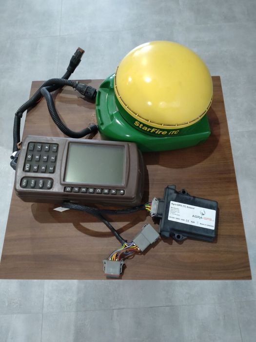 Antena monitor GPS John Deere Starfire nawigacja Bojanowo • OLX.pl