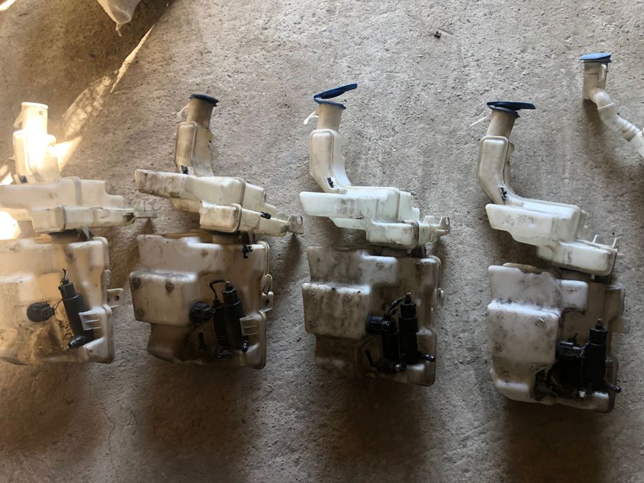 Бачок склоомивача омивайки пассат б6 седан універсал гольф 5 туран