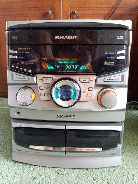 Мощный стерео 220 Вт + 220 Вт музыкальный центр Sharp с пультом ДУ