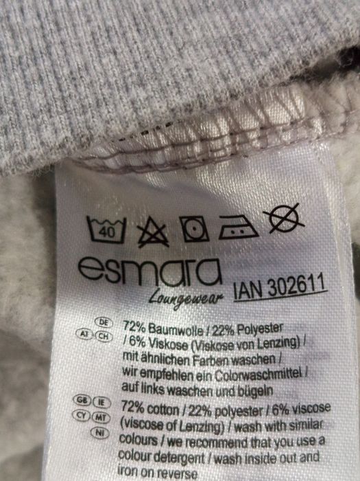 NOWA ciepła dzianinowa sukienka ESMARA 164