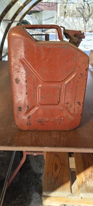 Каністра металева 10 л