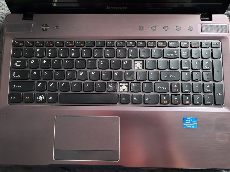 Laptop lenovo Z570