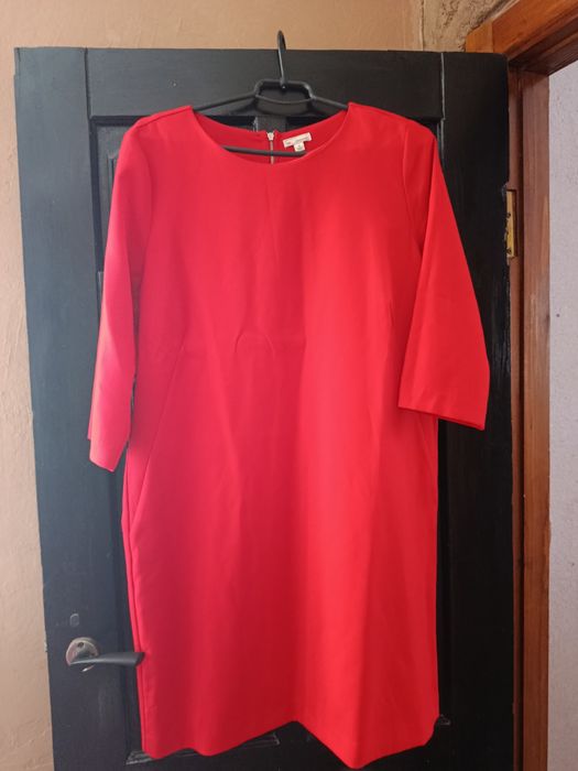 Продам сукні розміру L