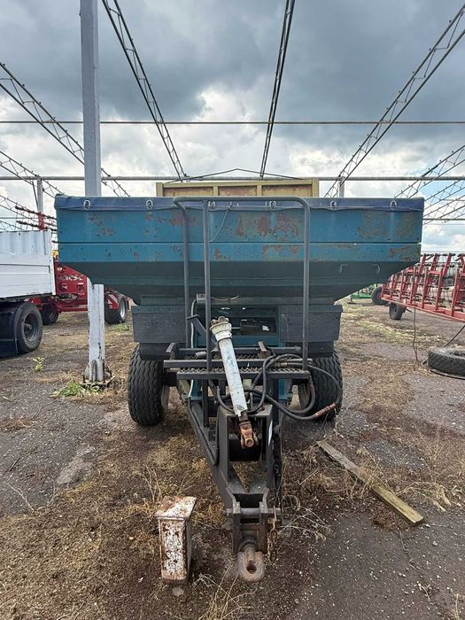 Продам причіпний розкидач мінеральних добрив РМД-3000