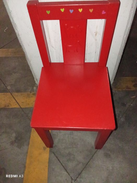 Cadeira criança em excelente estado