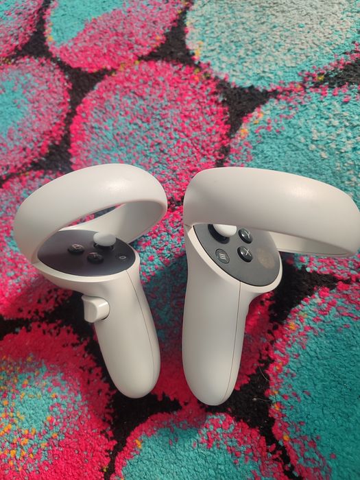 Продам oculus quest 2