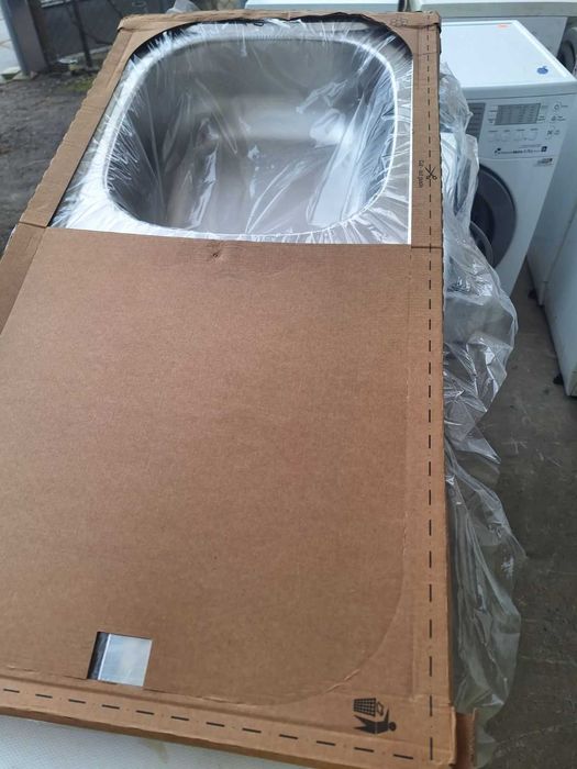 мийка для кухні  з нержавійки Pyramis