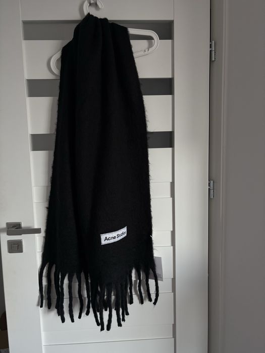 Szalik acne studio czarny gruby ciepły