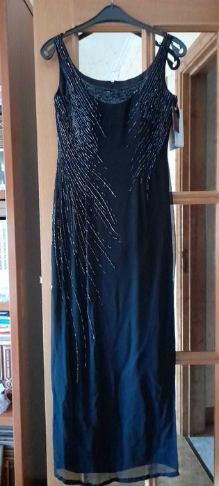 Vestido cerimónia preto com vidrilhos