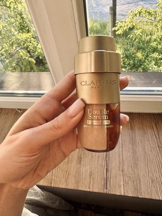 Clarins Double Serum Fundation, тональний
