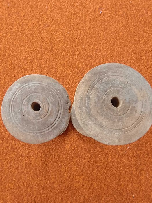 Stare szpulki drewniane