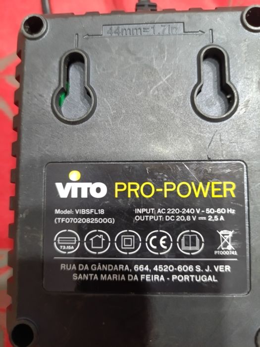 2 baterias VITO com carregador