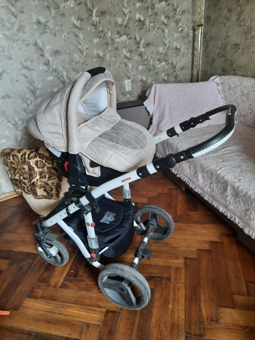 Детская Польская коляска Adamex Vicco