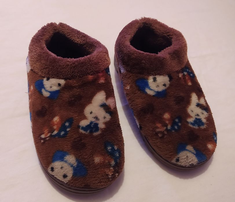 Pantufas tam. 34 a 35. Como Novas