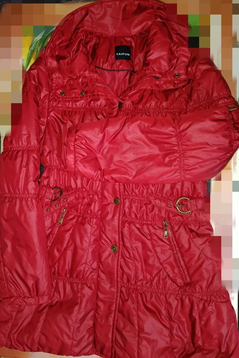 Продам Куртки б/в