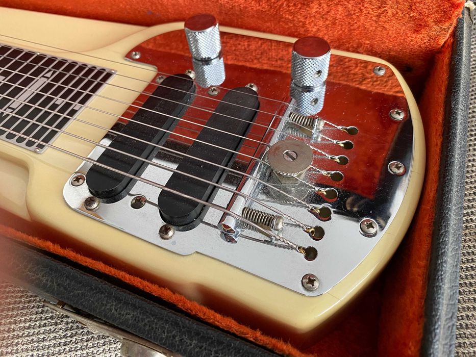 Fender Deluxe 8 Lap Steel 70'