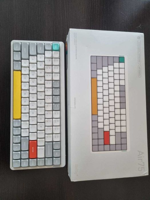 Бездротова механічна клавіатура Nuphy Air75 V2