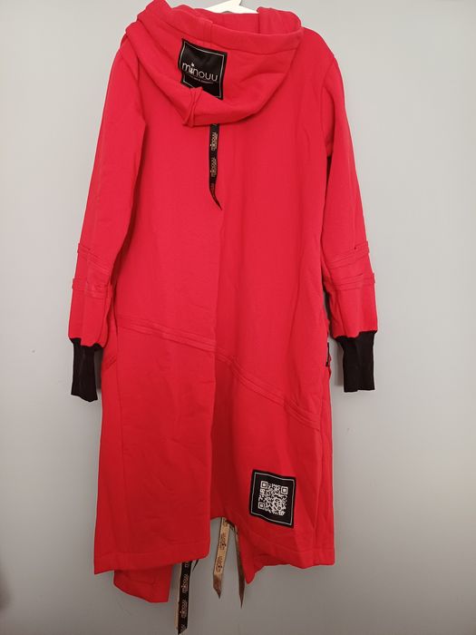 Bluza Minouu z kapturem czerwona