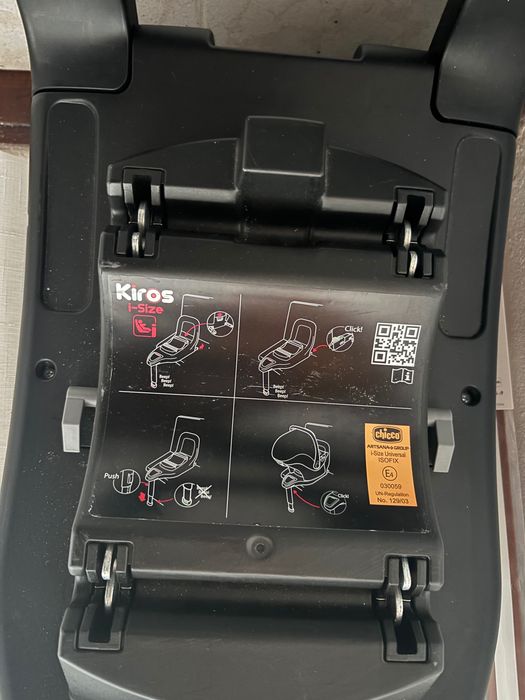 Base Isofix da marca Chicco