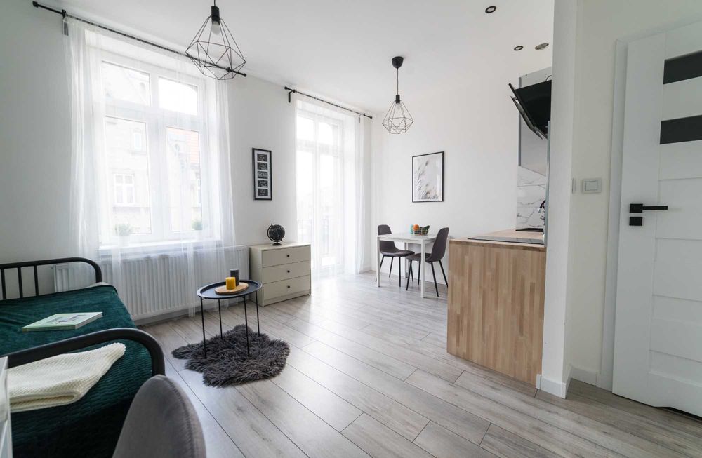 Kawalerka z balkonem - Plac Krakowski