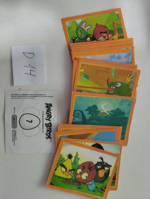 (D2) Cromos de 8 coleções