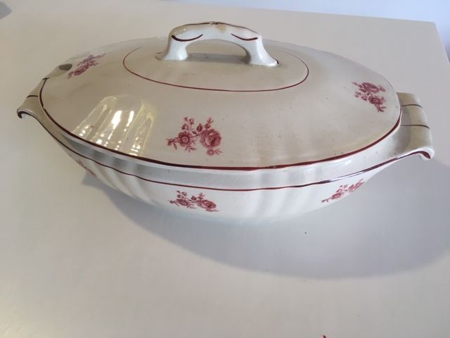 Conjunto Loiças Sacavém - Terrina e Saladeira/Tigela cor Rosa