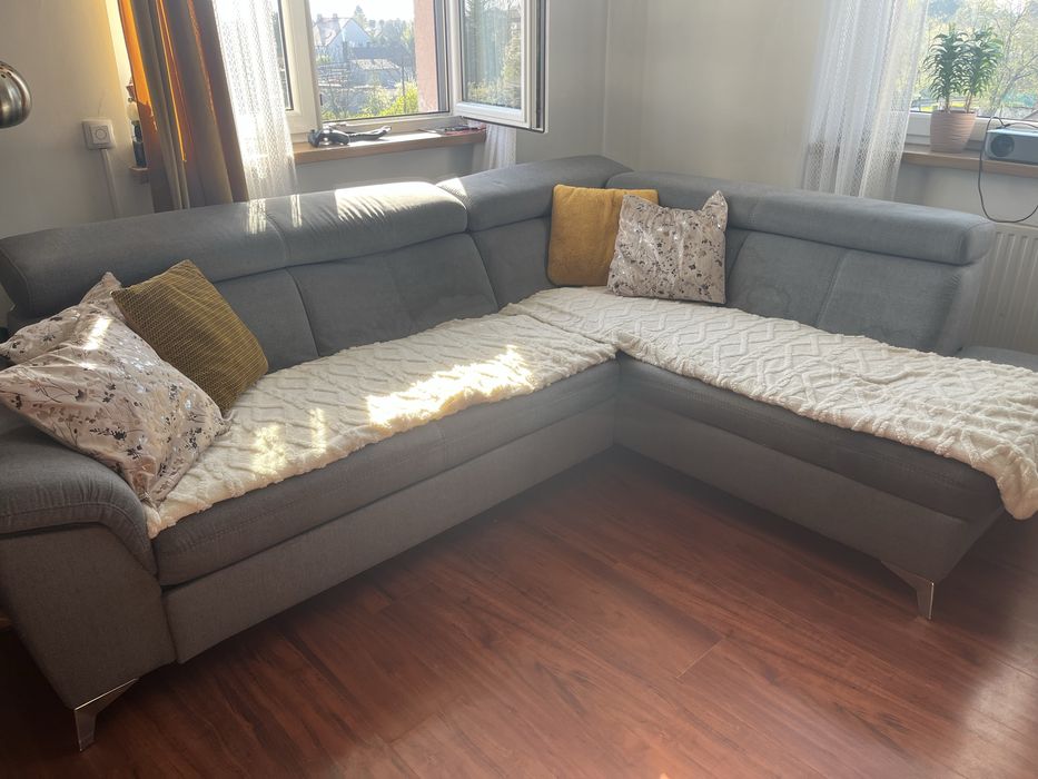 Narożnik szary – wygodny, duży, gotowy do użytku