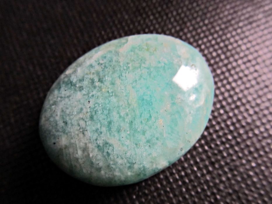 Amazonit - palmstone - Głębia koloru