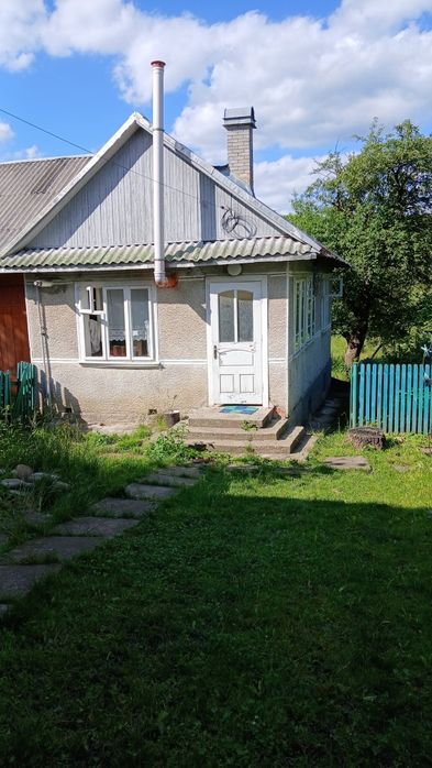 Продається хата с.Новиця