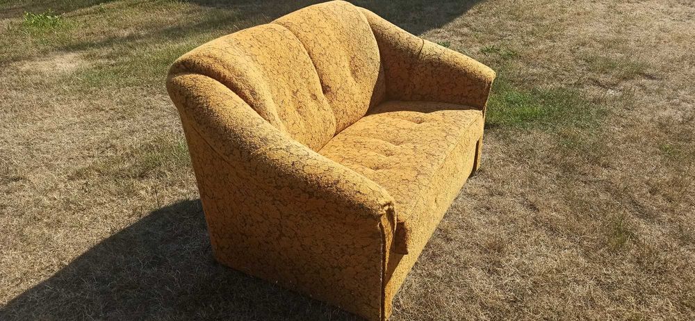 Fotel,sofa dwuosobowa.