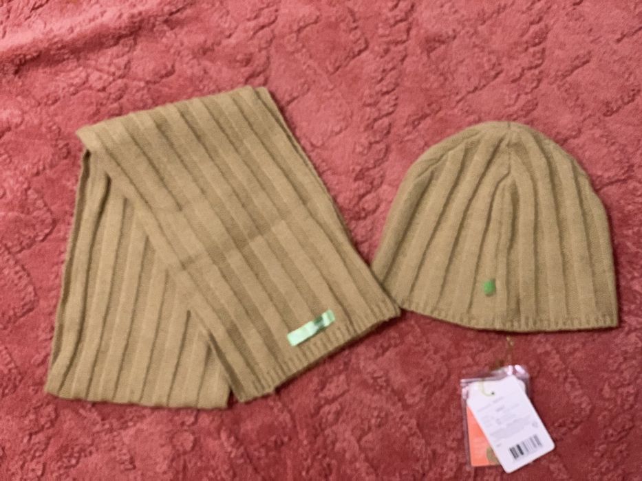 Комплект шапка та шарф