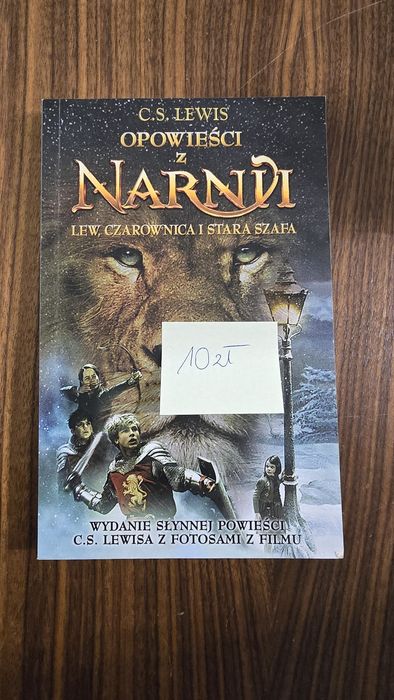 Opowieści z Narni Lew, Czarownica i Stara Szafa