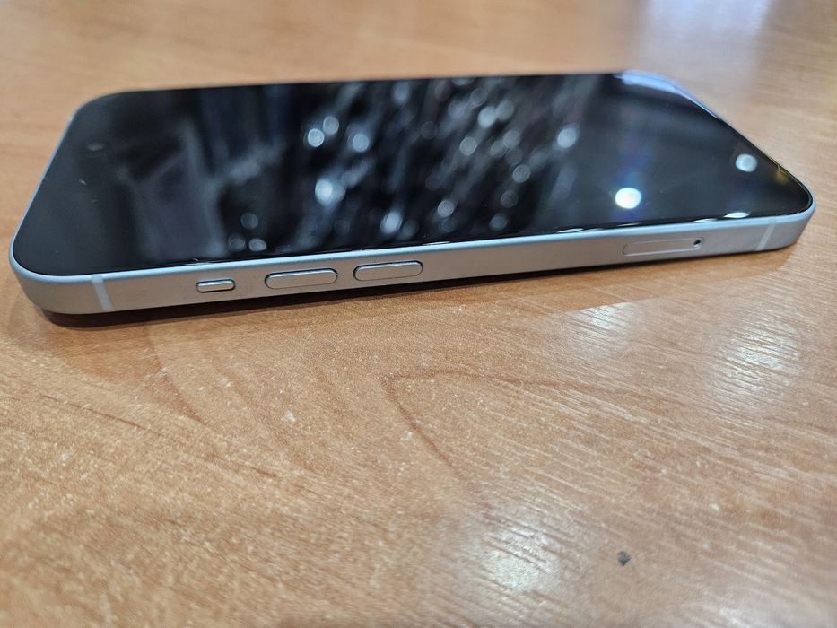 Iphone 15 128 gb stan idealny  bez rys