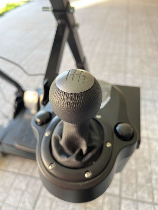 Logitech G29 + Pedais + Shifter + Suporte | Pouco uso