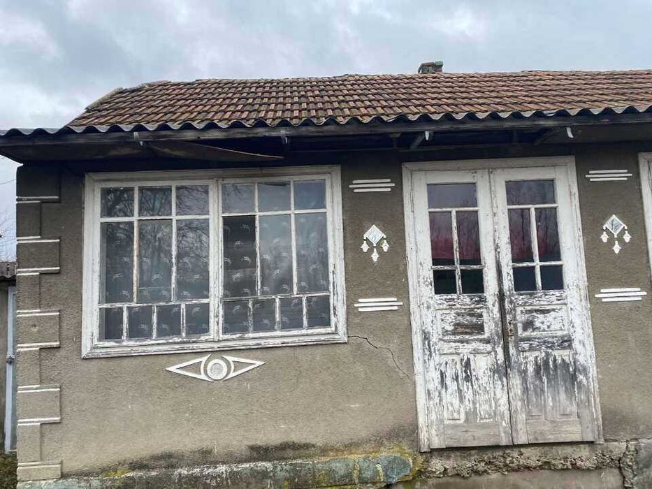 Продаж житлового будинку