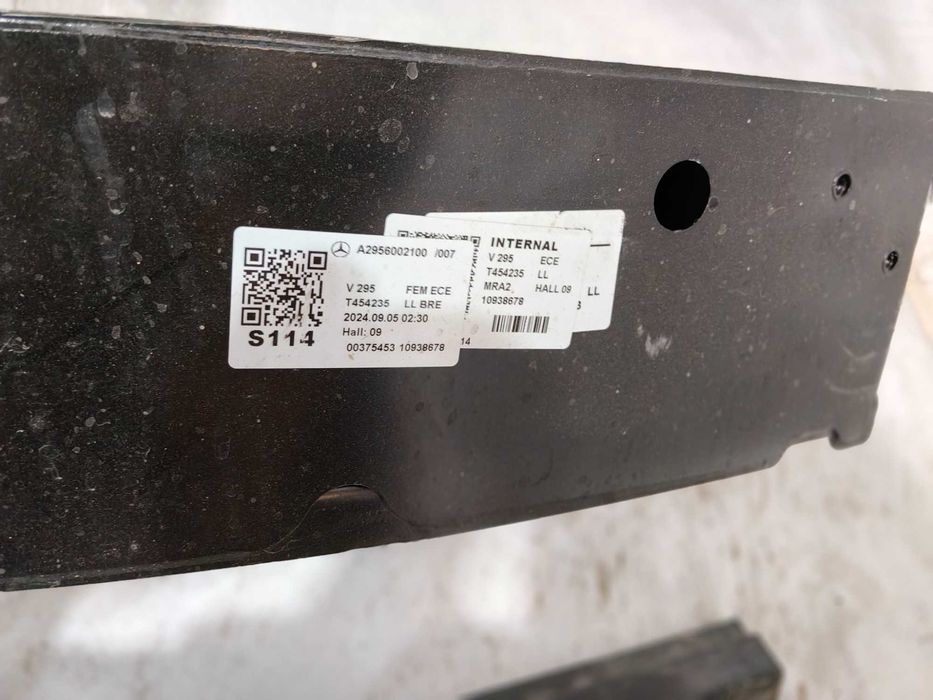 Belka Zderzaka Przód Mercedes W295 295 EQS