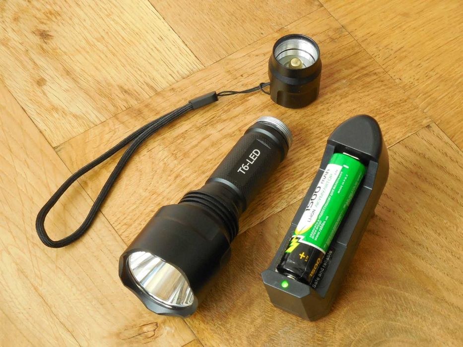 Аккумуляторний 18650 Li-ion 3.7 Convoy C8 ліхтар комплект Cree XM-L2