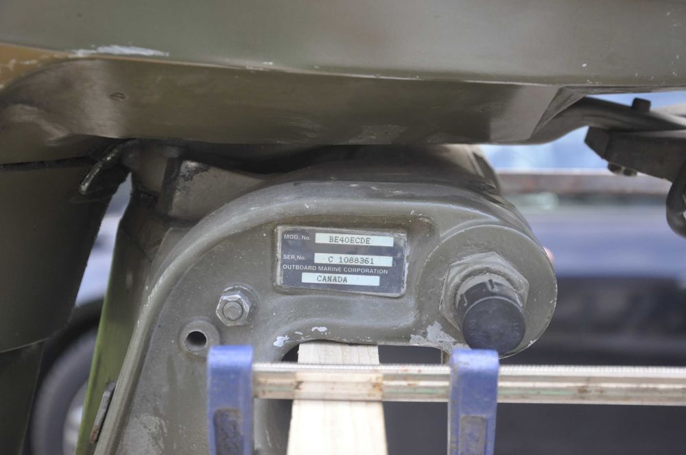 Evinrude 40 km- rumpel krotka stopa,bak,  z demobilu USA ARMY