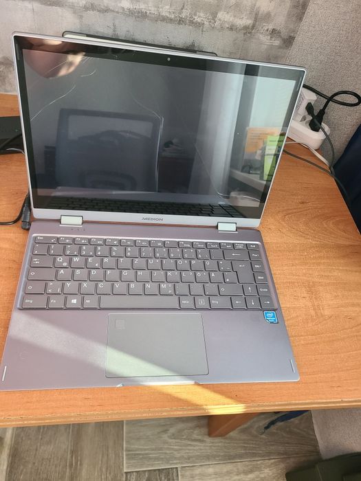 Ноутбук-планшет 14" Medion (Lenovo Group) E4273