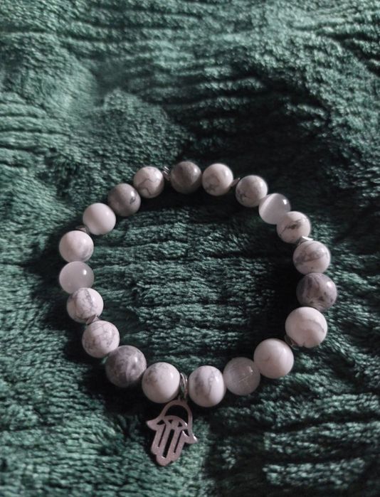 Bransoletka kamienie naturalne, howlit, nowa z koralików,korale hit