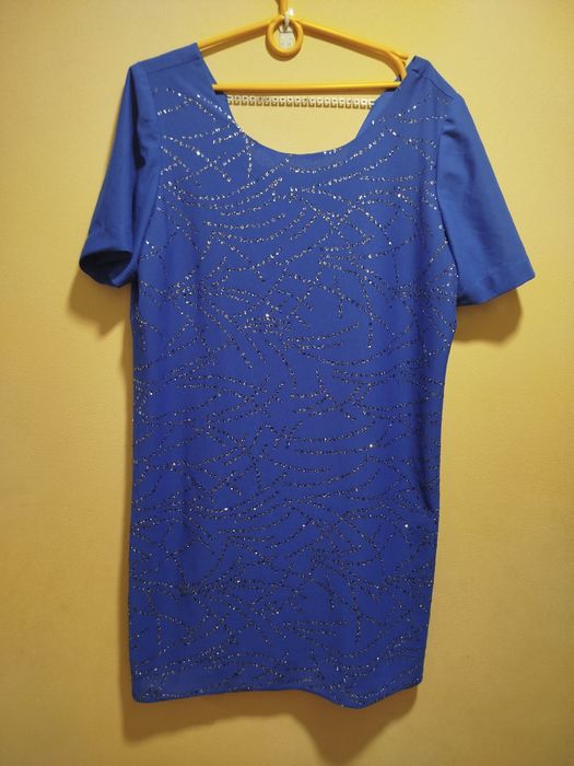 Elegancka luźna sukienka rozmiar 44/46