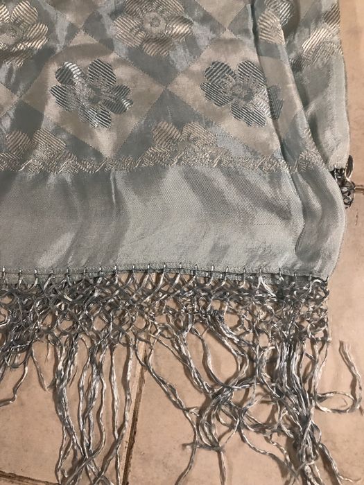 Colcha azul bébé adamascada com franja 200 x 160