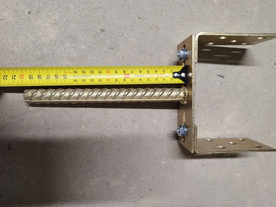 Kotwy regulowane podstawy do słupów