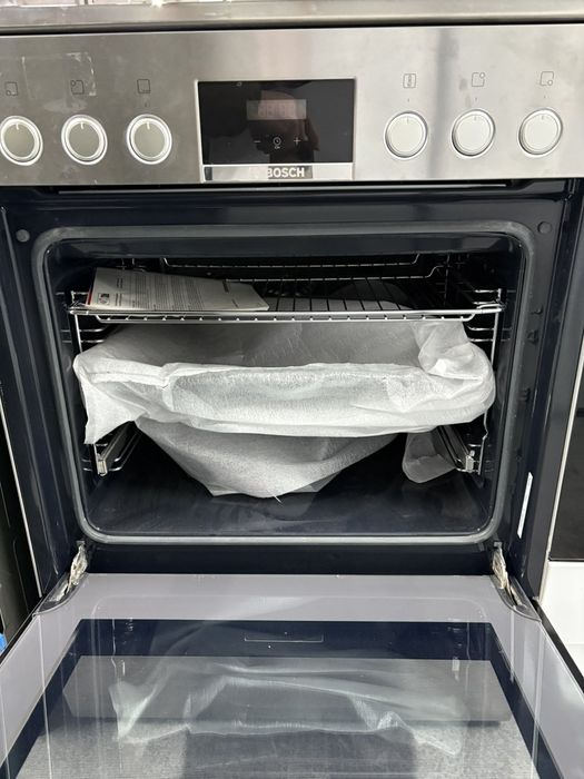 Електрична плита Bosch HKR39C250.
Склокераміка ( А311202)