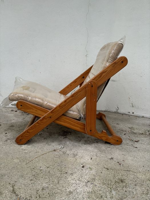 Esperguiçadeira antiga