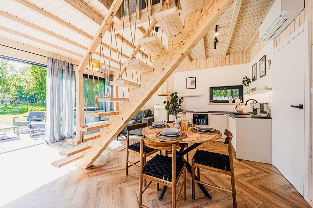 domek nad jeziorem, mazury, jacuzzi, Siemiany, Jeziorak