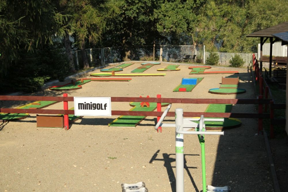 OWR Przystań Noclegi nad Jeziorem, Pokoje w Górach Wakacje Minigolf