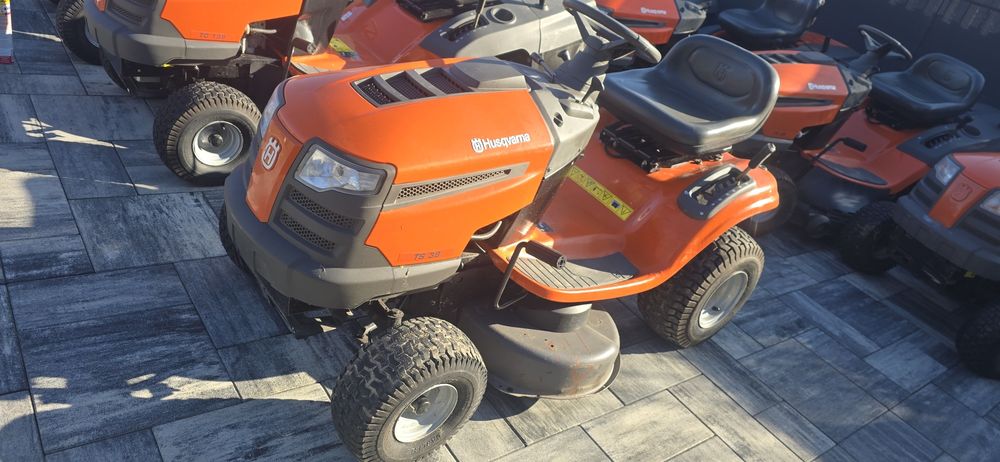 Traktorek kosiarka Husqvarna TS 38 Briggs