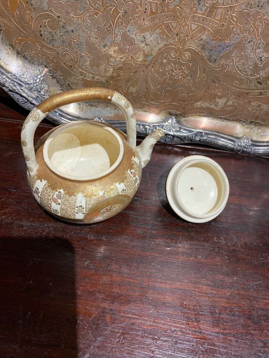 Bule Porcelana Japonesa Imperial Ouro Fino 11,5 cm Séc XIX Museu